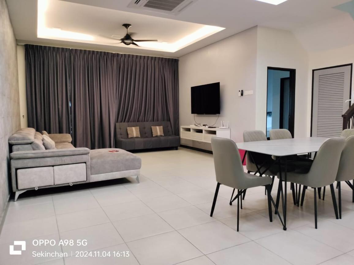 Sekinchan Seaview Homestay 7 High View Buitenkant foto
